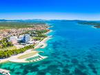 plaža Male Vrulje, Vodice