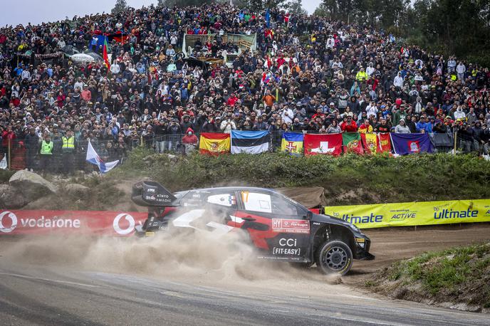 reli portugalska Sebastien Ogier Toyota | Tudi reli Portugalska je spremljalo več 10.000 ljubiteljev dirkanja. Dobil ga je Sebastien Ogier. | Foto Guliverimage