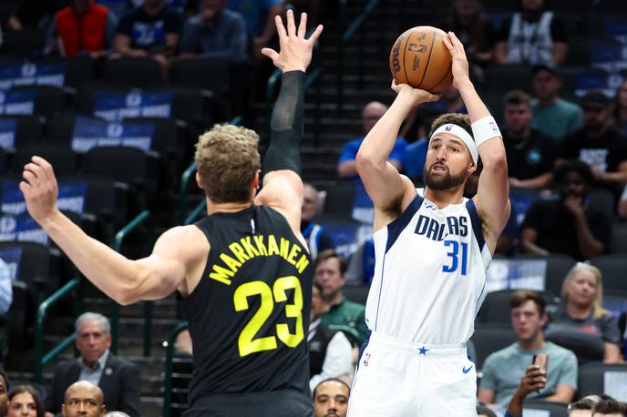 Dallas Mavericks | Dallas Mavericks, pri katerem se je prvič na pripravljalni tekmi predstavil Klay Thompson, je izgubil proti Utah Jazzu. | Foto Reuters