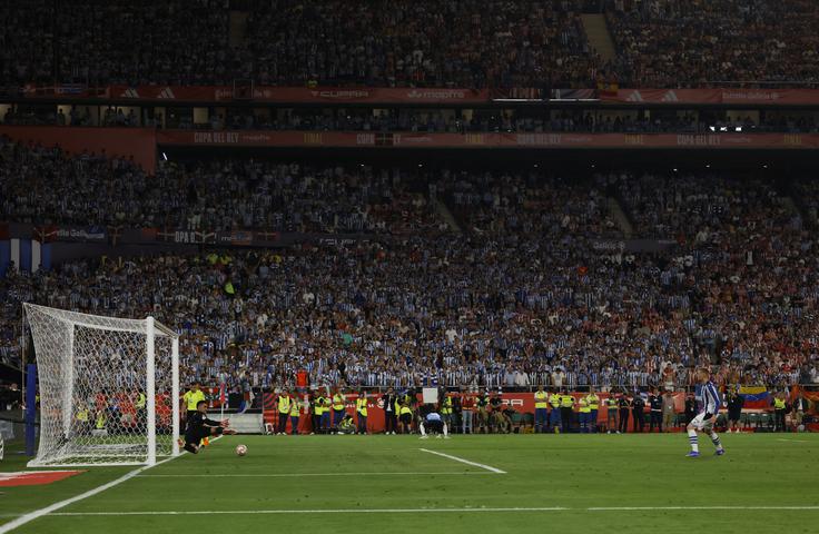 Argentinski vratar Juan Musso je moral z Atleticom v soboto v finalu španskega pokala priznati poraz Real Sociedadu. | Foto: Reuters