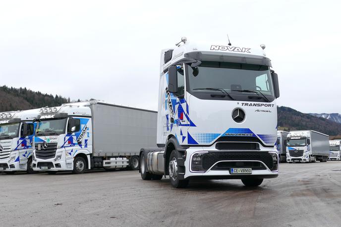 Autocomerce, Mercedes-Benz Actros L | Foto Autocomerce