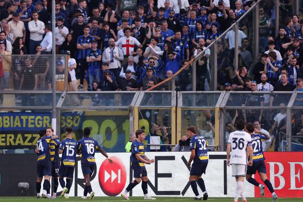 Napoli remiziral z Bologno, Inter ima tri točke prednosti