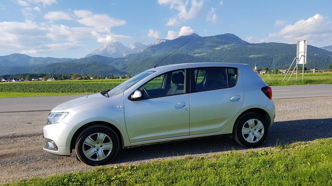 Dacia sandero letos prvič tudi s samodejnim menjalnikom EDC. | Foto: Gregor Pavšič