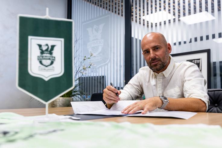 Mišo Brečko je z Olimpijo podpisal enoletno pogodbo z možnostjo podaljšanja. | Foto: NK Olimpija Ljubljana