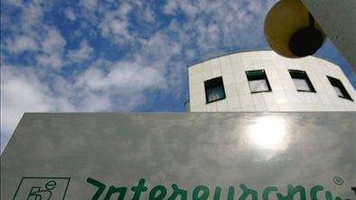 Delničarji Intereurope nadzornikom znižali sejnine