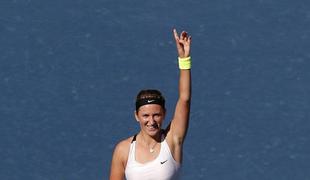 Azarenka v polfinalu Pekinga, Srebotnikova brez finala