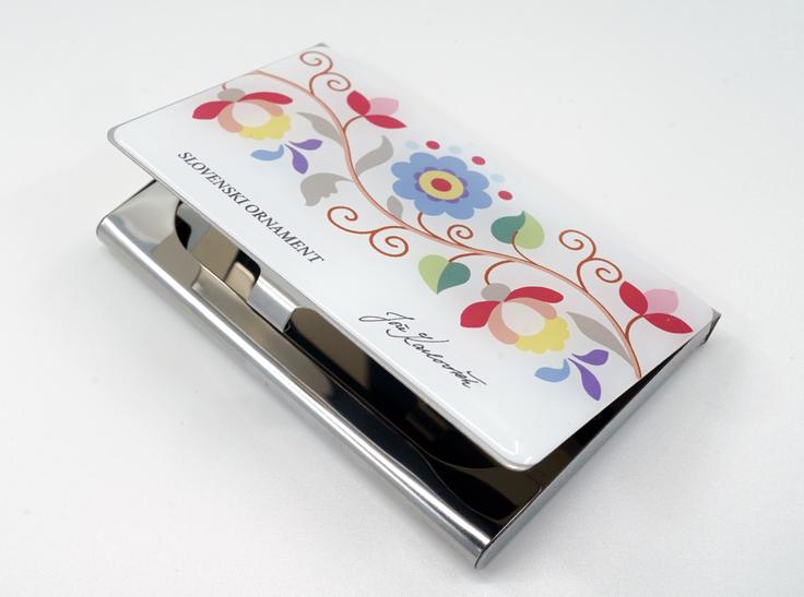 Etui za vizitke kolekcije Slovenski ornament - Jože Karlovšek | Foto: 