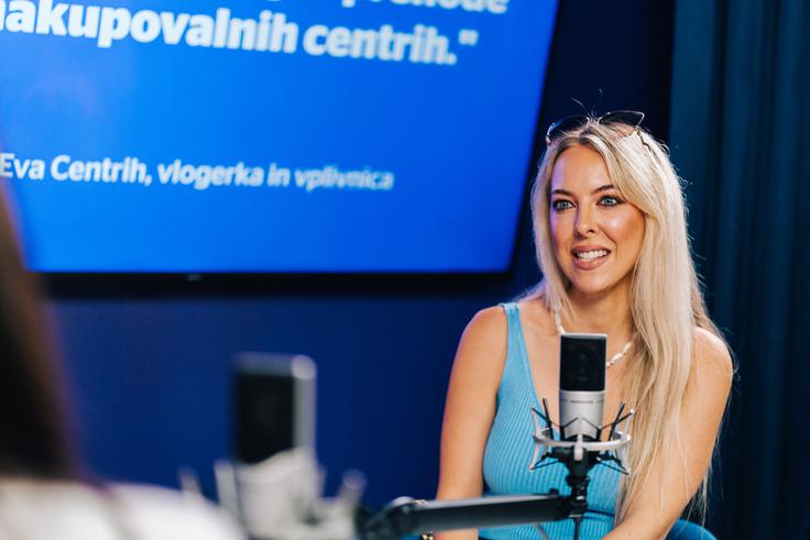 Danes bi se manj obremenjevala s tem, kako sta bila s partnerjem predstavljena v oddaji Super par. | Foto: Jan Lukanović
