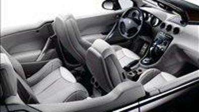 Odigraj nagradno igro in novi peugeot 308 CC te z malo sreče odpelje v Portorož!