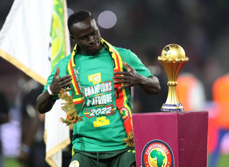 Sadio Mane je v peti minuti zapravil strel z bele točke, pri izvajanju kazenskih strelov po 120 minutah pa je bil natančen. | Foto: Reuters