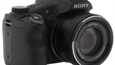 Ocenili smo: Sony Cyber-shot DSC-HX200V