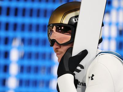 Branilec malega globusa Prevc tretji v kvalifikacijah, Lanišek diskvalificiran