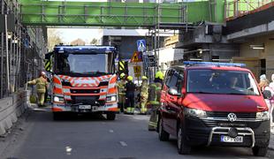 Na Finskem v zrušenju mostu za pešce več kot 20 poškodovanih #foto