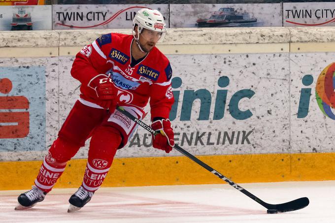 Mitja Robar s Celovcem zaseda tretje mesto lige EBEL. | Foto: Sportida