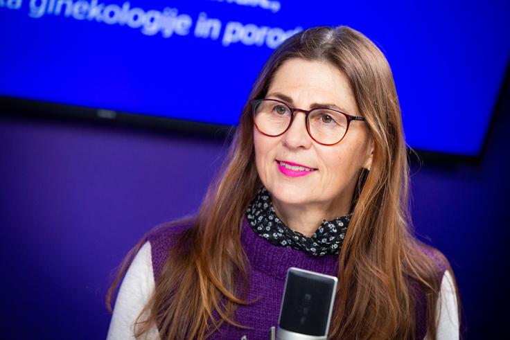Izr. prof. dr. Nataša Tul Mandić je specialistka ginekologije in porodništva ter izredna profesorica na Medicinski fakulteti v Ljubljani | Foto: Gaja Hanuna