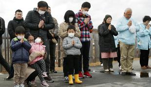 Na Japonskem obeležujejo obletnico cunamija in jedrske katastrofe