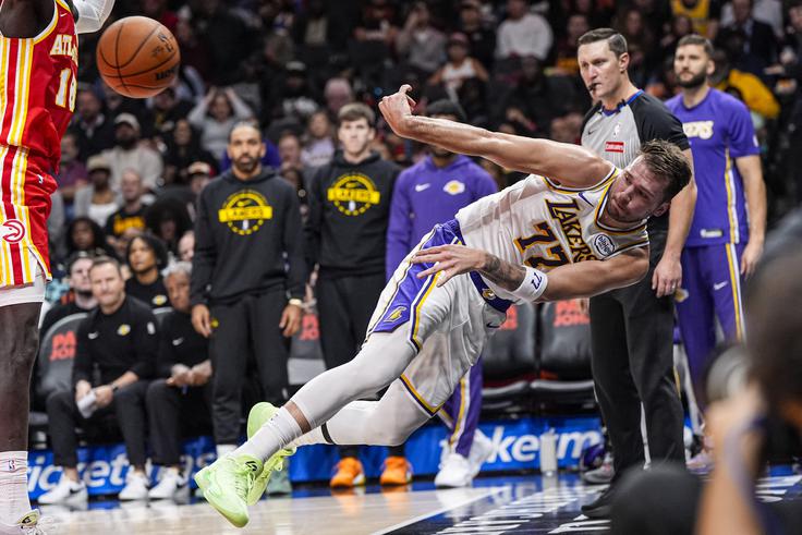 Luka Dončić je v prvem polčasu dosegel 22 točk. | Foto: Reuters