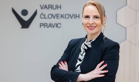 Kdo jo bo podprl?