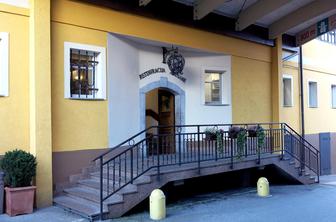 Gostišče Trojane: tradicija krofov ob stari cesti