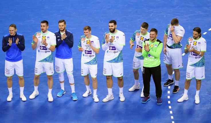 Slovenci so na tem prvenstvu dosegli tri zmage in doživeli en poraz. | Foto: Reuters