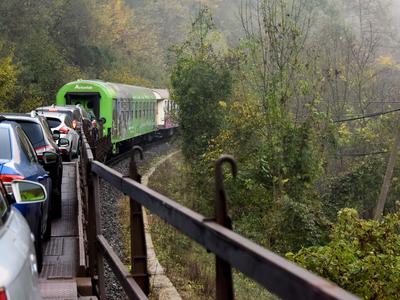 Petkovo iztirjenje vlaka v Mostu na Soči bi bilo lahko posledica načrtnega dejanja