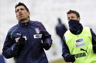 Borriello in Rossi z Italijani ne bosta branila naslov