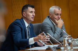 SDS: Volitve v nobenem primeru niso ogrožene