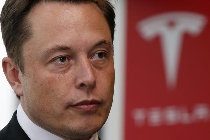 Elon Musk ima v upravi Tesle tudi svojega brata Kimbala. | Foto: Reuters
