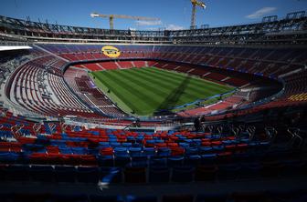 Barcelona se vendarle kmalu vrača na Camp Nou #video