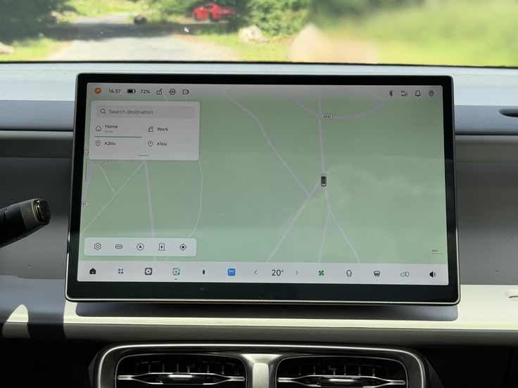 Vmesnik je eden boljših elementov pri Leapmotorjevih avtomobilih. | Foto: Gregor Pavšič