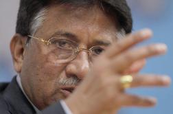 Mušaraf pobegnil s sodišča