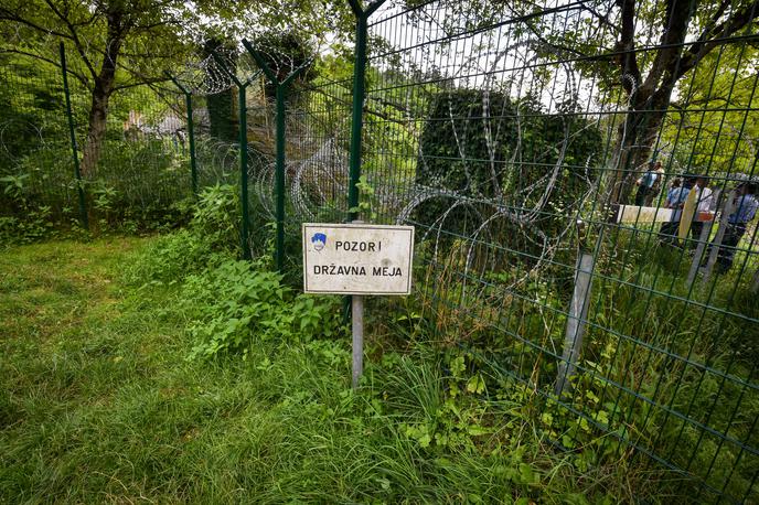Migranti državna meja | Slovenska policija je letos zabeležila 6,5-odstotno rast nezakonitega prehajanja državne meje. | Foto STA