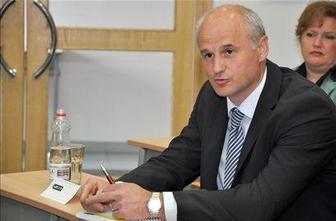 Kresalova v Črnomlju o težavah Secopa