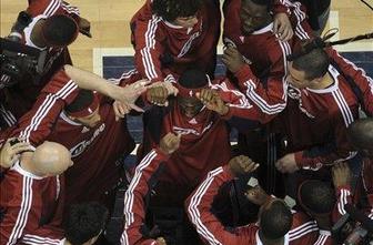 Cleveland in Denver blizu napredovanja