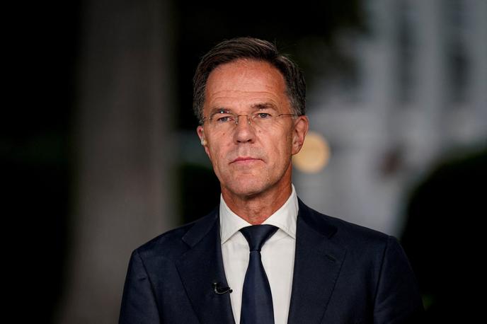 Mark Rutte, generalni sekretar NATO | Osrednji del srečanja bo ponedeljkovo plenarno zasedanje, na katerem bo med drugim nastopil premier Robert Golob. Osrednji govornik bo generalni sekretar Rutte, ki se bo kasneje na prvem uradnem obisku v Sloveniji, odkar je oktobra lani zasedel položaj, ločeno sestal z Golobom. | Foto Reuters