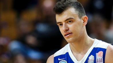Žan Mark Šiško za las prekratek v Barceloni