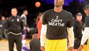 "Ne morem dihati!" Tudi Kobe Bryant protestiral zaradi smrti Erica Garnerja.