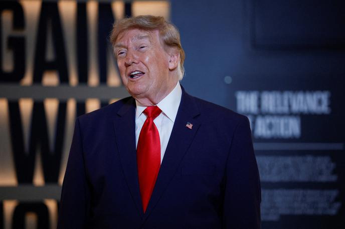 Donald Trump | "Nesmiselno je, da ZDA še naprej vztrajajo na tej enostranski poti, ko pa odnos ni vzajemen. Niso nam stali ob strani," je na svojem omrežju Truth Social zapisal Trump. | Foto Reuters