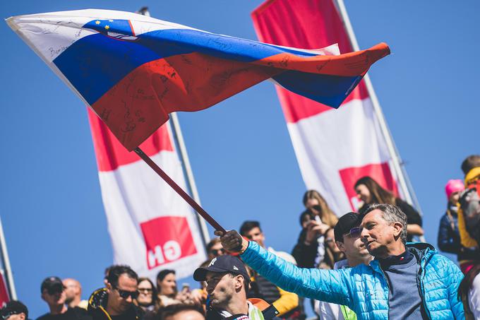 Na nedeljski tekmi je za slovenske orle v Planici navijal tudi predsednik države Borut Pahor. | Foto: Grega Valančič/Sportida