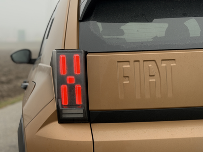 Januarska prodaja avtomobilov v primerjavi z letom 2025: to so prvi signali leta 2026