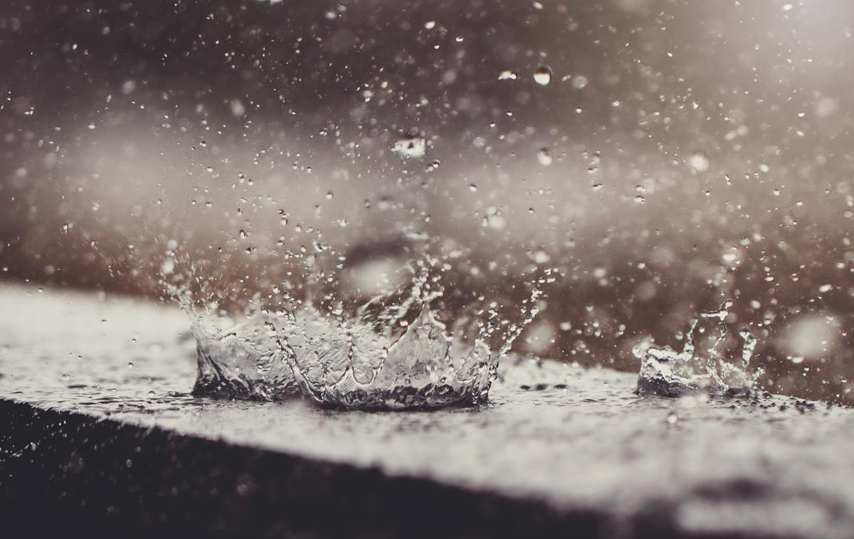 Dež, deževje, padavine | V ponedeljek bomo imeli oblačno in deževno vreme. | Foto Thinkstock