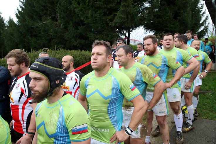 Danes 43-letni Peter Kavčič je za slovensko reprezentanco odigral 66 tekem. Nedavno je prevzel selektorsko vlogo in Encijani, kot imenujemo slovensko ragbijsko reprezentanco, so zmagali na obeh tekmah konferenčnega tekmovanja. | Foto: www.alesfevzer.com