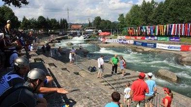 Mladi kajakaši po nove medalje, Tacen vse bližje