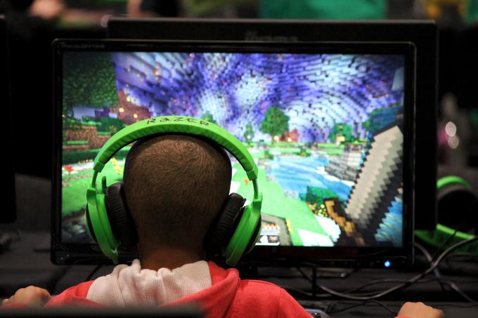 Razvijalec videoiger Mojang (igra Minecraft), 2,5 milijarde dolarjev, november 2014. | Foto: Reuters