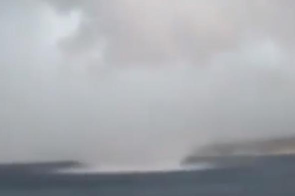 Neurja povzročala težave pri nas in sosedih, na Krku divjale vodne trombe #video