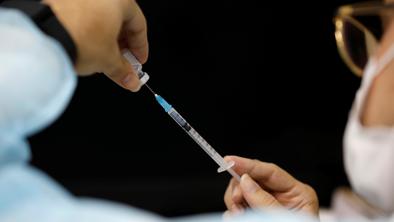 Slovenci največji nasprotniki cepljenja v Evropi