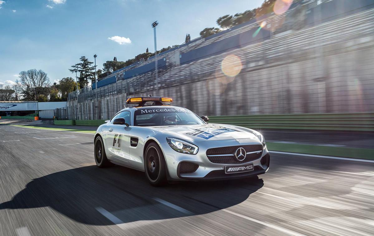 Mercedesova varnostna avtomobila na dirkališču - safety car bitka | Foto Mercedes-Benz