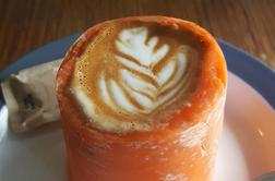 Nov trend ali šala: kava v korenju ali avokadu namesto v skodelici?