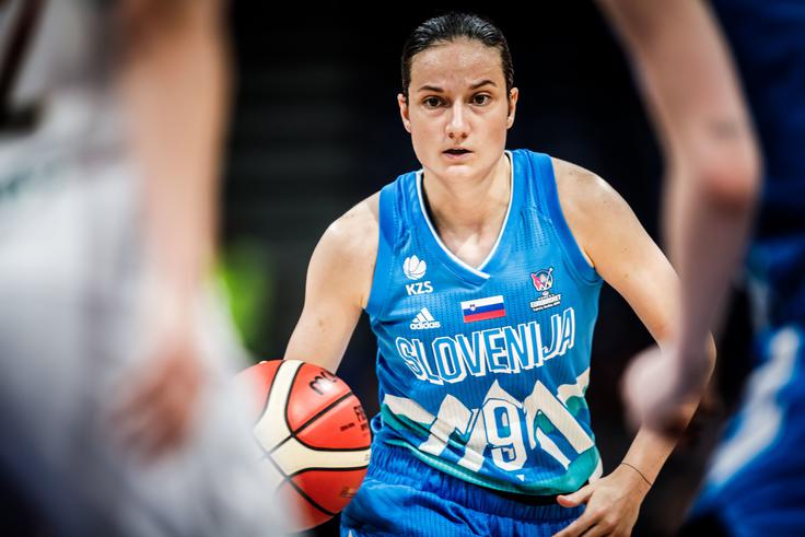  "Tu smo, da dobimo ti dve tekmi in da si že pred februarskim oknom zagotovimo mesto v Valencii," pravi Nika Barič. | Foto: Vid Ponikvar