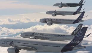 Airbusova zračna akrobacija: eden ob drugim letelo pet novih A350 (video)
